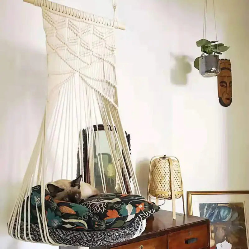 Cama Colgante para Gato estilo Bohemia con Diseño de Encaje Hecho a Mano