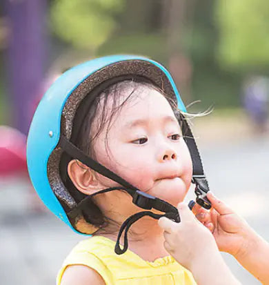 Casco de niños para cualquier deporte de velocidad